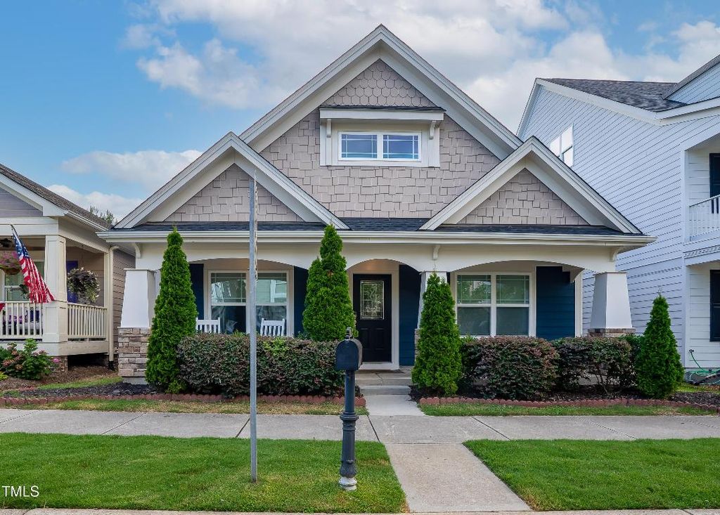 960 Branch Line Lane, Apex, NC 27502