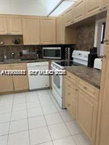2801 NE 183rd Street 603W, Aventura, FL 33160
