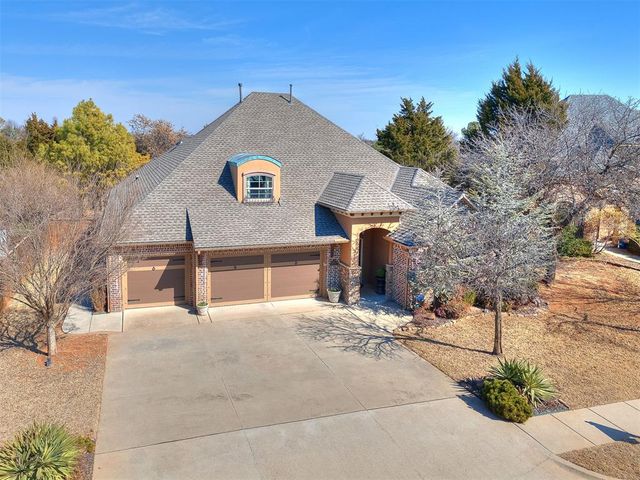 1401 Narrows Bridge Circle, Edmond, OK 73034