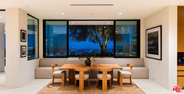 1204 Chickory Lane, Los Angeles, CA 90049