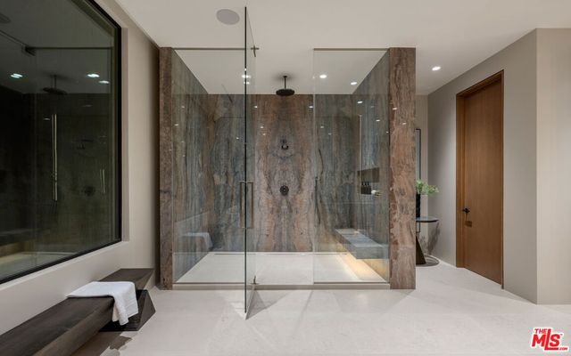 1204 Chickory Lane, Los Angeles, CA 90049