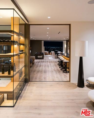 1204 Chickory Lane, Los Angeles, CA 90049