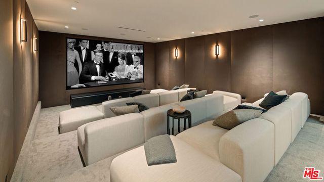 1204 Chickory Lane, Los Angeles, CA 90049