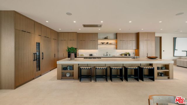 1204 Chickory Lane, Los Angeles, CA 90049