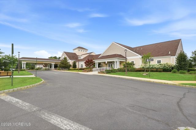 124 Eleanor Road, Manchester, NJ 08759