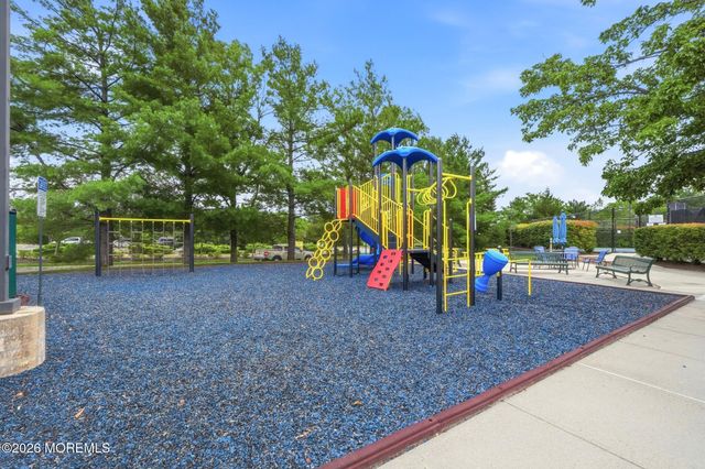 124 Eleanor Road, Manchester, NJ 08759
