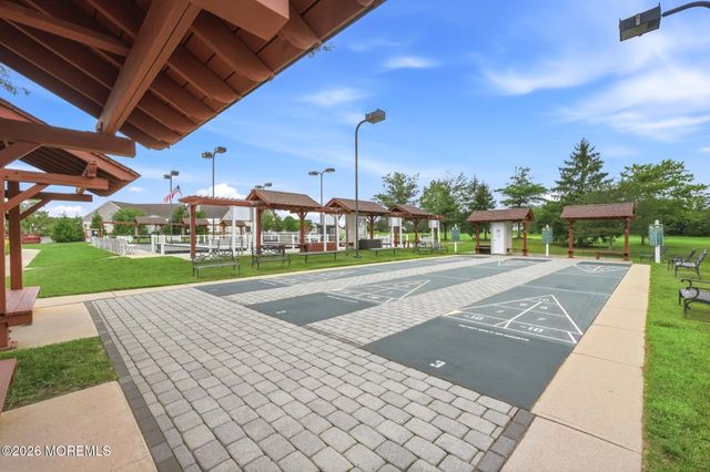 124 Eleanor Road, Manchester, NJ 08759