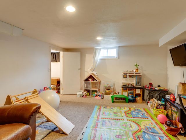 4411 N Howard St, Spokane, WA 99205