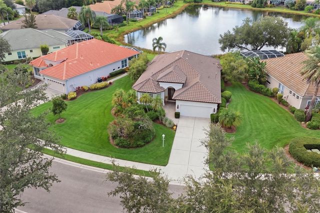 7029 LENNOX PLACE, University Park, FL 34201