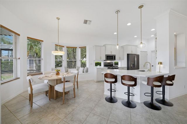 7029 LENNOX PLACE, University Park, FL 34201