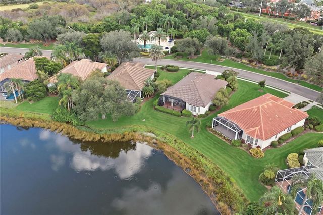 7029 LENNOX PLACE, University Park, FL 34201