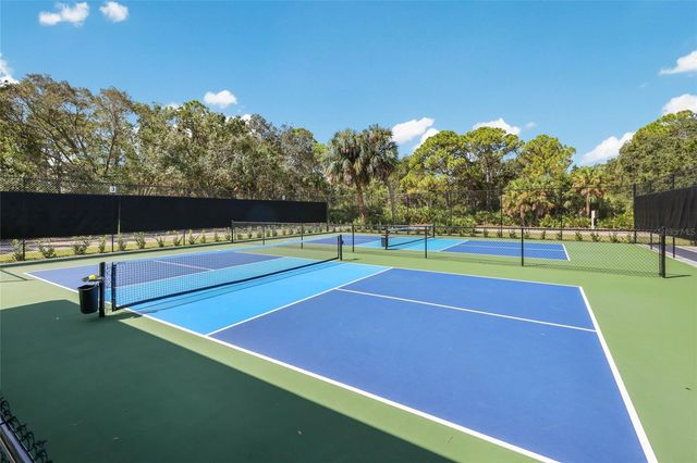 7029 LENNOX PLACE, University Park, FL 34201