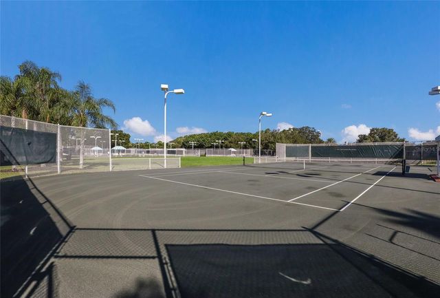 7029 LENNOX PLACE, University Park, FL 34201
