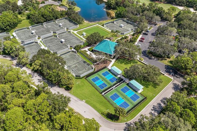 7029 LENNOX PLACE, University Park, FL 34201