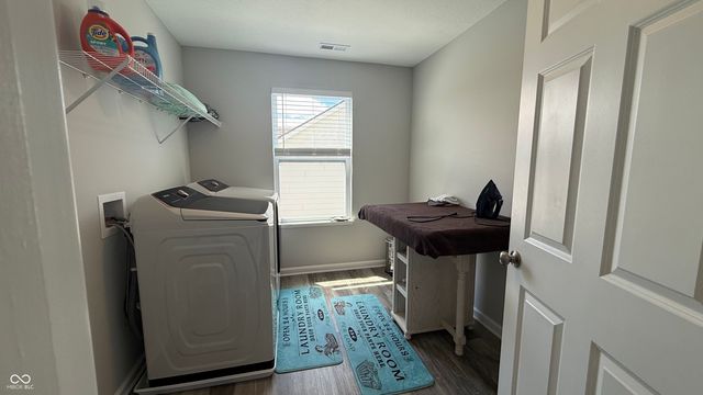 5344 Writt Court, Indianapolis, IN 46239