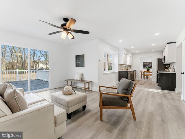 2127 DOROTHY AVE, Atco, NJ 08004