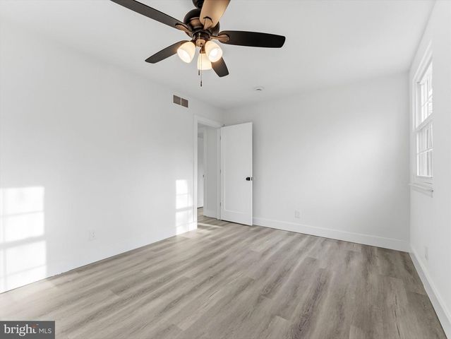 2127 DOROTHY AVE, Atco, NJ 08004