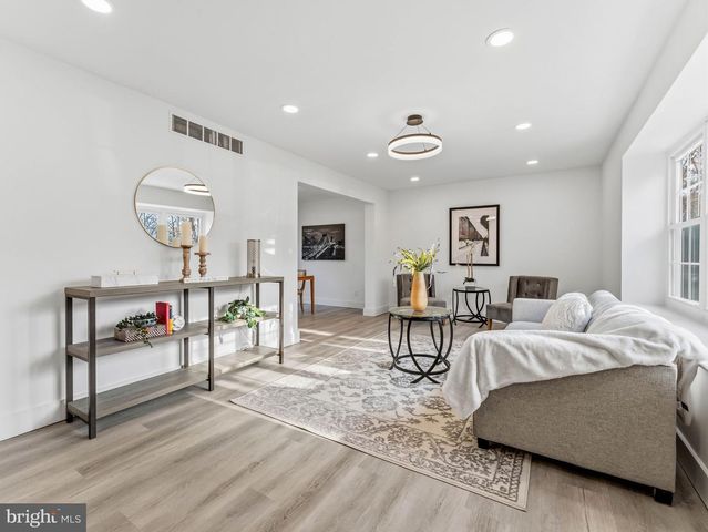 2127 DOROTHY AVE, Atco, NJ 08004