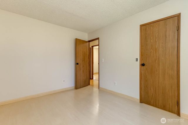 11216 SE 228th Place, Kent, WA 98031