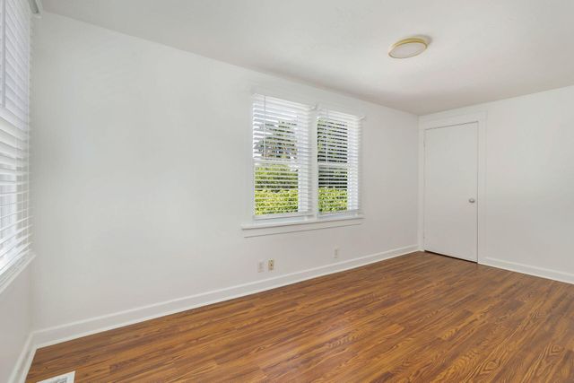 3020 VINCENT Road, West Palm Beach, FL 33405
