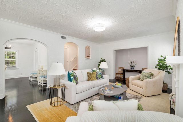 3020 VINCENT Road, West Palm Beach, FL 33405