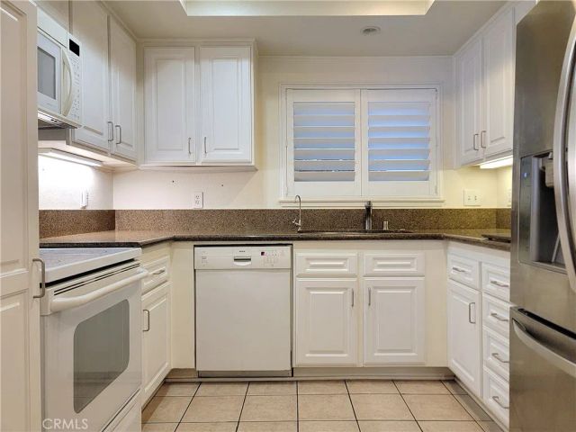 2369 Via Mariposa E. 1-D, Laguna Woods, CA 92637