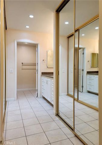 2369 Via Mariposa E. 1-D, Laguna Woods, CA 92637