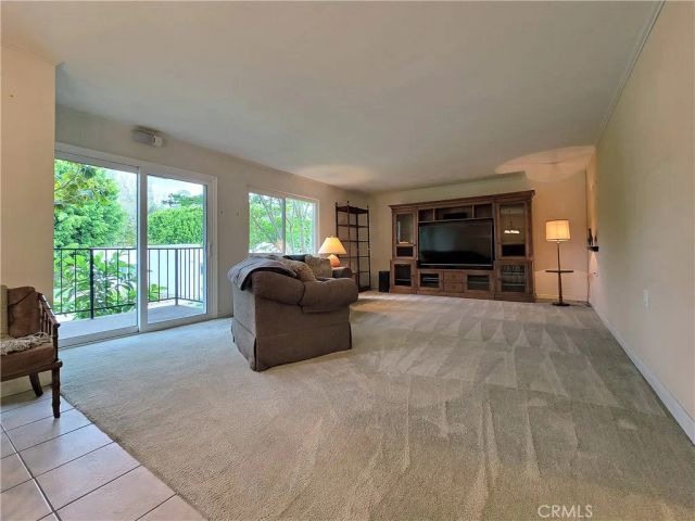 2369 Via Mariposa E. 1-D, Laguna Woods, CA 92637