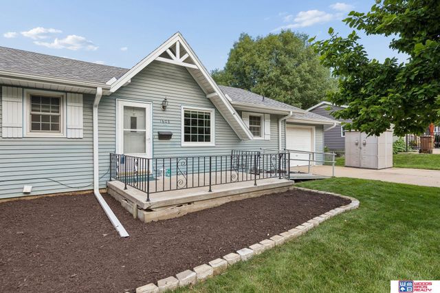 1608 Lincoln Road, Bellevue, NE 68005