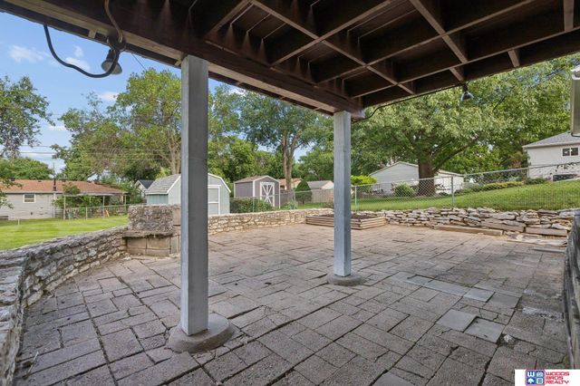 1608 Lincoln Road, Bellevue, NE 68005
