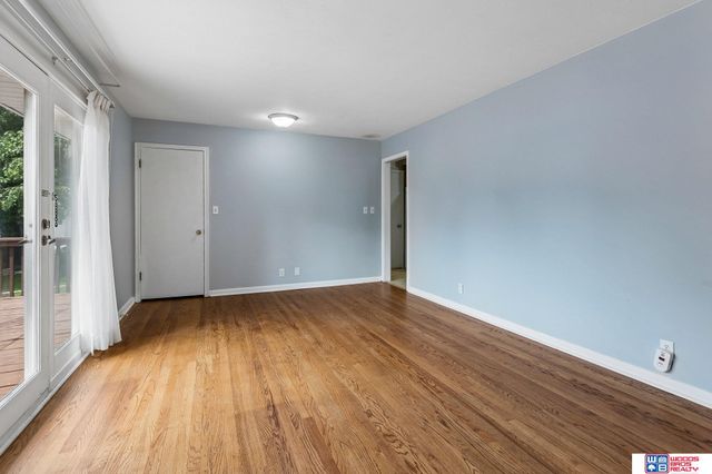 1608 Lincoln Road, Bellevue, NE 68005