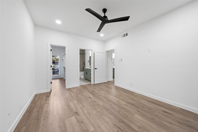 8601 Park Lane 121, Dallas, TX 75231