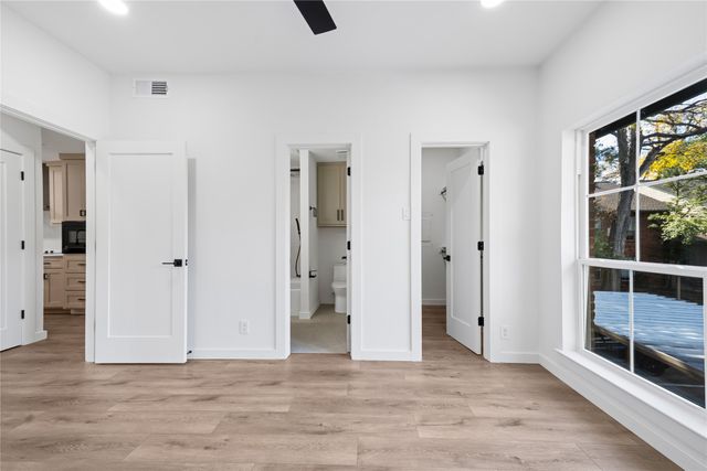 8601 Park Lane 121, Dallas, TX 75231