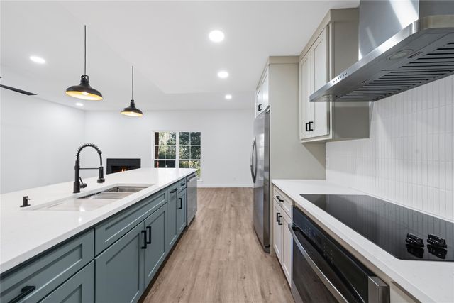 8601 Park Lane 121, Dallas, TX 75231