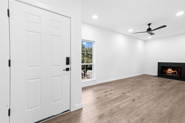 8601 Park Lane 121, Dallas, TX 75231