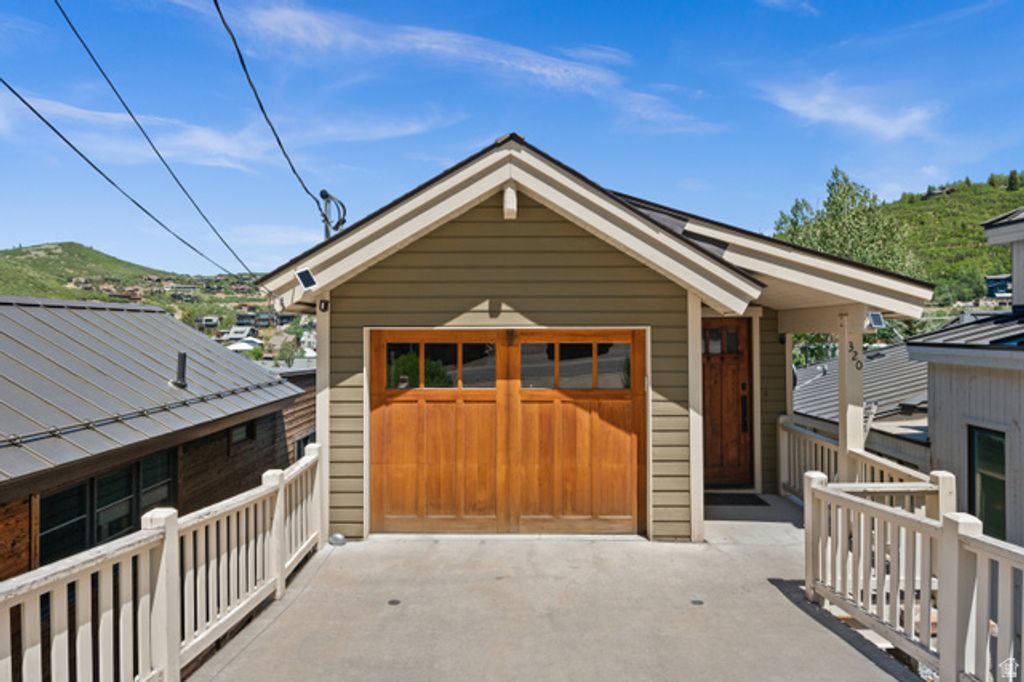320 WOODSIDE AVE, Park City, UT 84060 — exterior