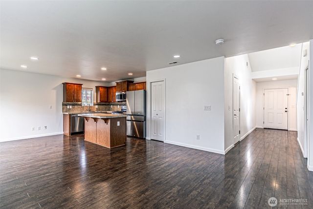 2156 66th Street SE, Auburn, WA 98092