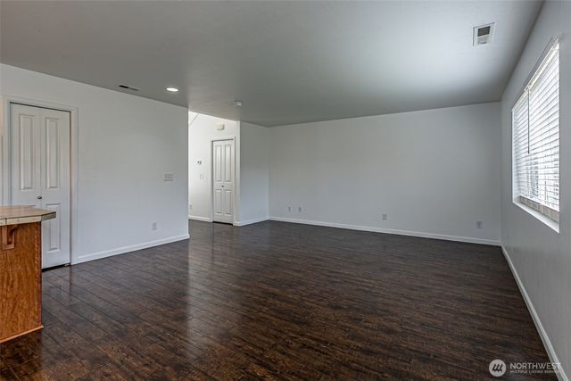 2156 66th Street SE, Auburn, WA 98092