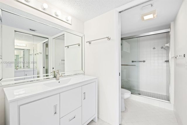 1501 SW 131st Way 405P, Pembroke Pines, FL 33027