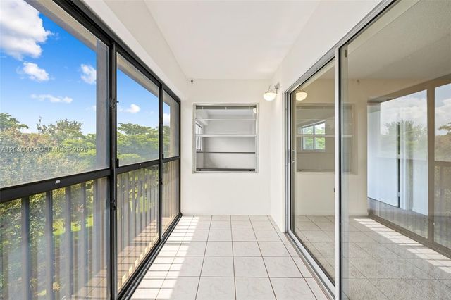 1501 SW 131st Way 405P, Pembroke Pines, FL 33027