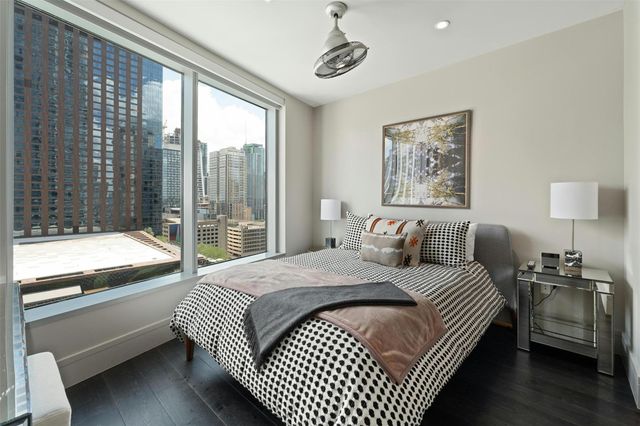 200 Congress Ave 15D, Austin, TX 78701