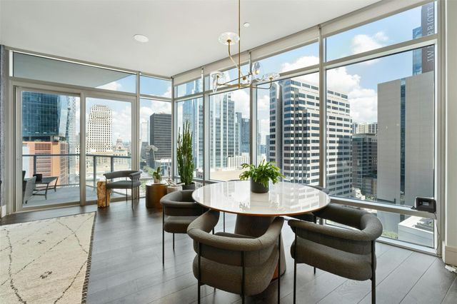 200 Congress Ave 15D, Austin, TX 78701