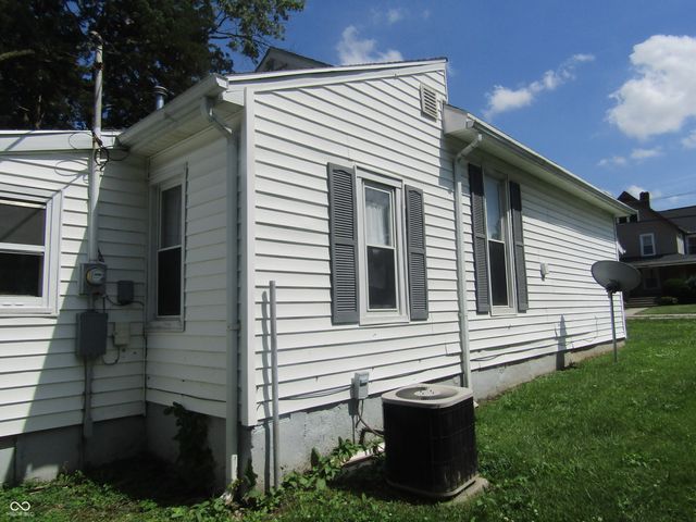 1304 E Main Street, Crawfordsville, IN 47933