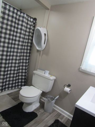 1304 E Main Street, Crawfordsville, IN 47933
