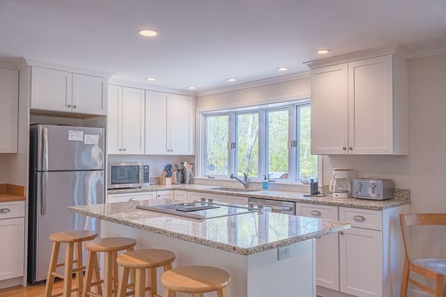 41 Cranberry Trl, Sandwich, MA 02537