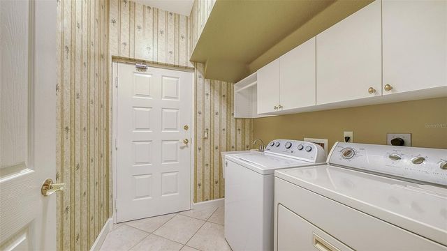 5211 PARISIENNE PLACE 101B27, Sarasota, FL 34238