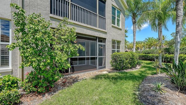 5211 PARISIENNE PLACE 101B27, Sarasota, FL 34238