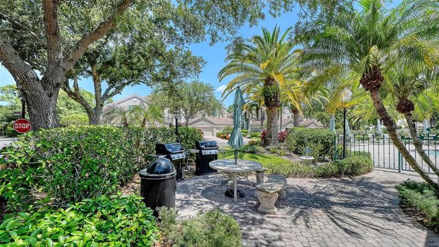 5211 PARISIENNE PLACE 101B27, Sarasota, FL 34238
