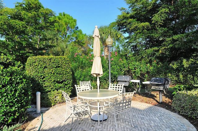5211 PARISIENNE PLACE 101B27, Sarasota, FL 34238