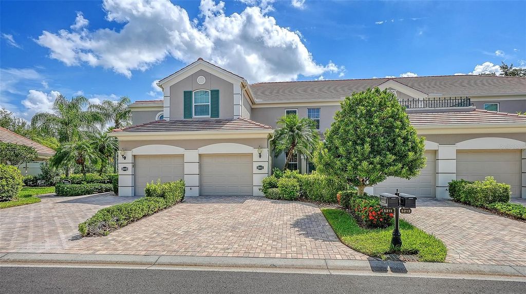 5211 PARISIENNE PLACE 101B27, Sarasota, FL 34238